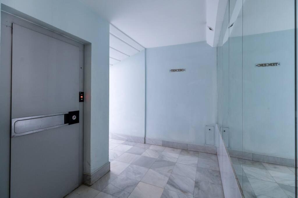 Apartamentos Rg, San Vicente 22 Sevilla Exterior foto
